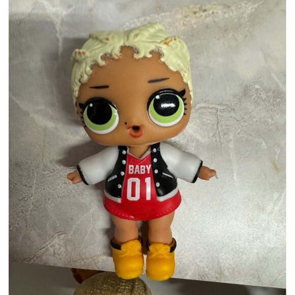 L.O.L. Surprise! Baby Doll Trio Set Collectible Figures With Outfits & Accessori - Picture 6 of 8